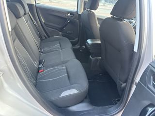 Voertuigafbeelding 38