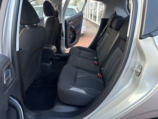 Voertuigafbeelding 39