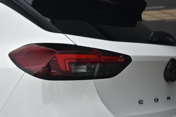 Voertuigafbeelding 31