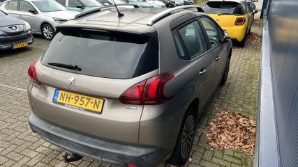 Voertuigafbeelding 2