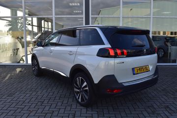 Voertuigafbeelding 17