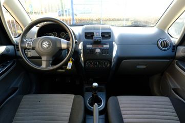 Voertuigafbeelding 11