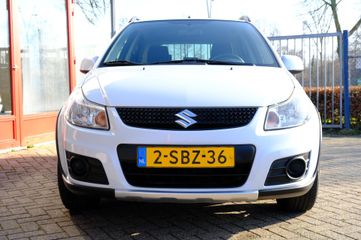 Voertuigafbeelding 6