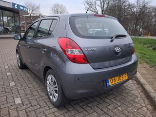 Voertuigafbeelding 3