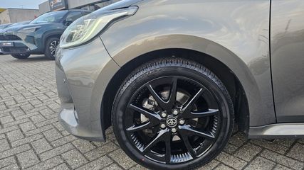 Voertuigafbeelding 3