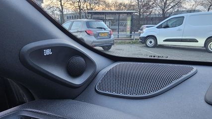 Voertuigafbeelding 32