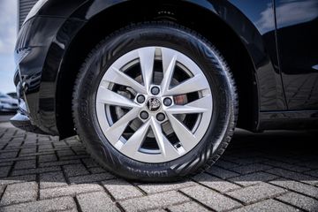 Voertuigafbeelding 6