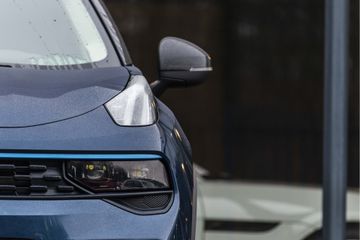 Voertuigafbeelding 3