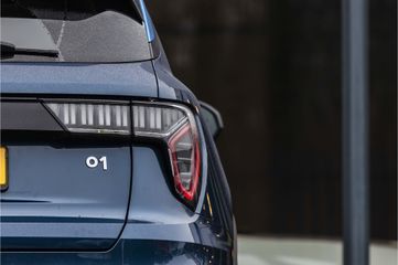 Voertuigafbeelding 6