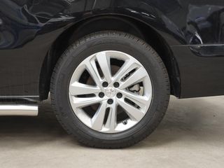 Voertuigafbeelding 13