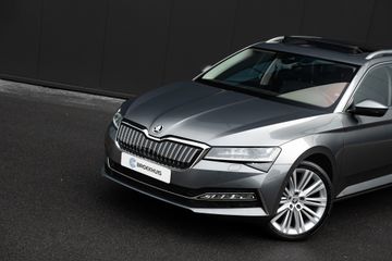 Voertuigafbeelding 3