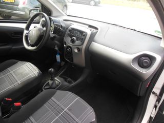 Voertuigafbeelding 11