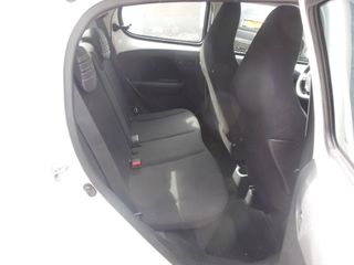 Voertuigafbeelding 8