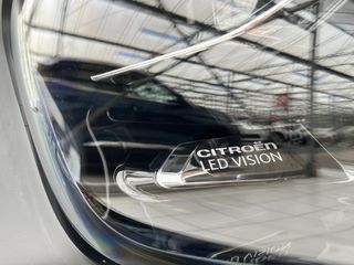 Voertuigafbeelding 21