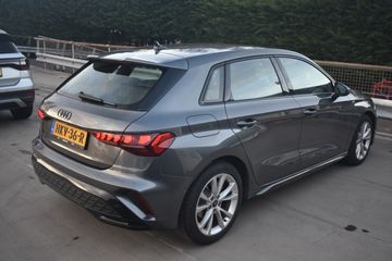 Voertuigafbeelding 2