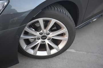 Voertuigafbeelding 6