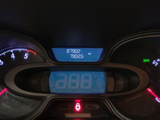 Voertuigafbeelding 8