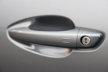 Voertuigafbeelding 12