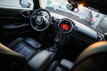 Voertuigafbeelding 14