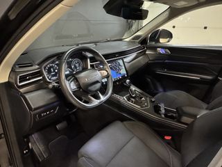 Voertuigafbeelding 8