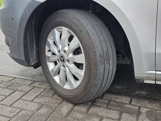 Voertuigafbeelding 16