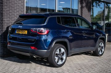 Voertuigafbeelding 2