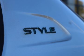 Voertuigafbeelding 10