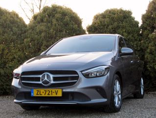 Voertuigafbeelding 3