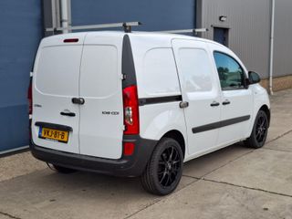 Voertuigafbeelding 6