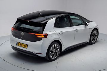 Voertuigafbeelding 13