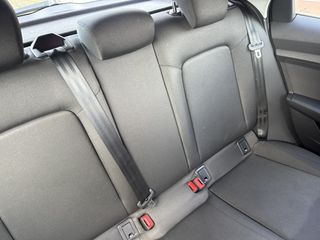 Voertuigafbeelding 38