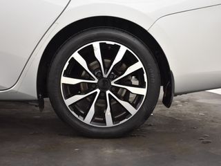 Voertuigafbeelding 16