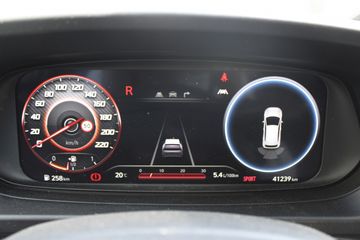 Voertuigafbeelding 13