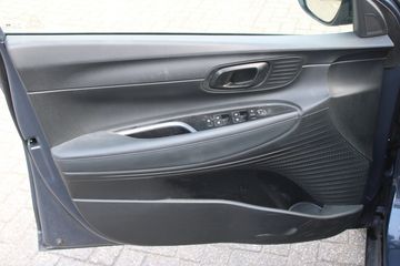 Voertuigafbeelding 6