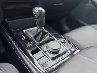 Voertuigafbeelding 12