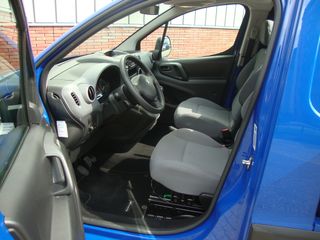 Voertuigafbeelding 9