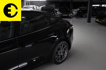 Voertuigafbeelding 32