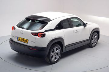 Voertuigafbeelding 12