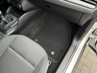 Voertuigafbeelding 32