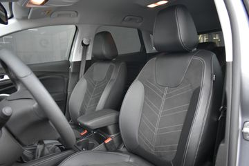 Voertuigafbeelding 6