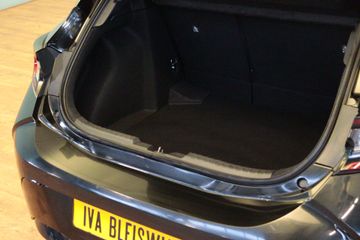 Voertuigafbeelding 5