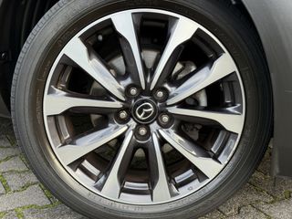 Voertuigafbeelding 6