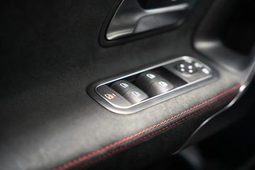 Voertuigafbeelding 30