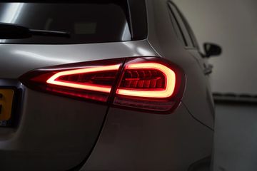 Voertuigafbeelding 38