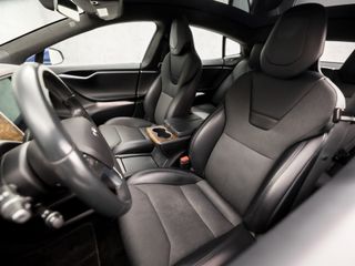 Voertuigafbeelding 12