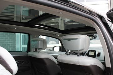 Voertuigafbeelding 11