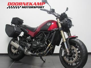 Voertuigafbeelding 1