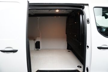 Voertuigafbeelding 12