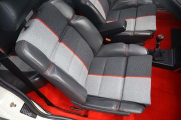 Voertuigafbeelding 80