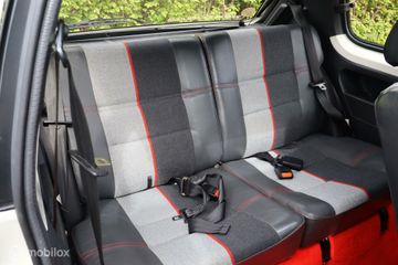 Voertuigafbeelding 83